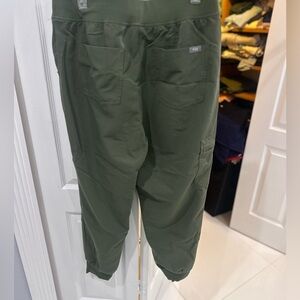 Figs Moss Green jogger Pants PETITE